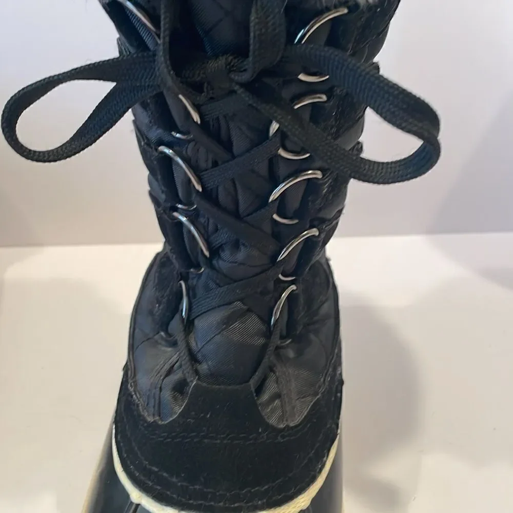 Capelli of New York Quilted Black Snow Boots Women's Size 6